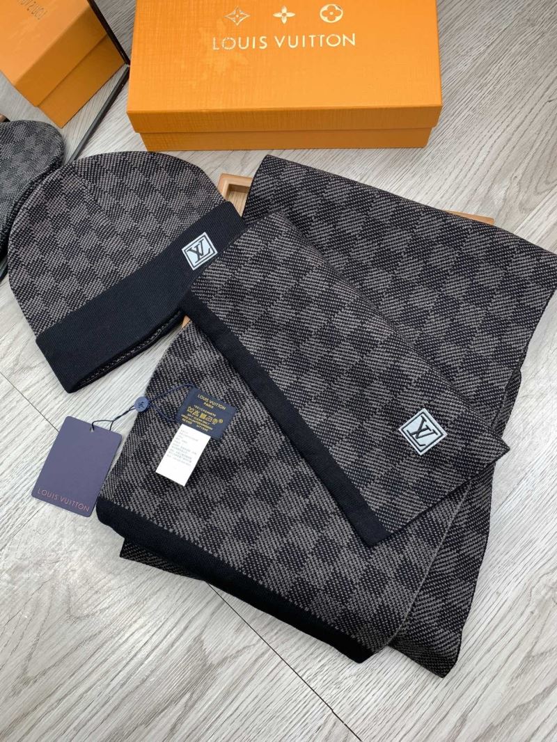 Louis Vuitton Caps Scarfs